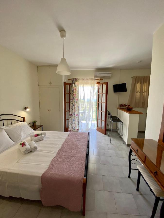 Lemon Tree Apartments A D Αργοστόλι Εξωτερικό φωτογραφία